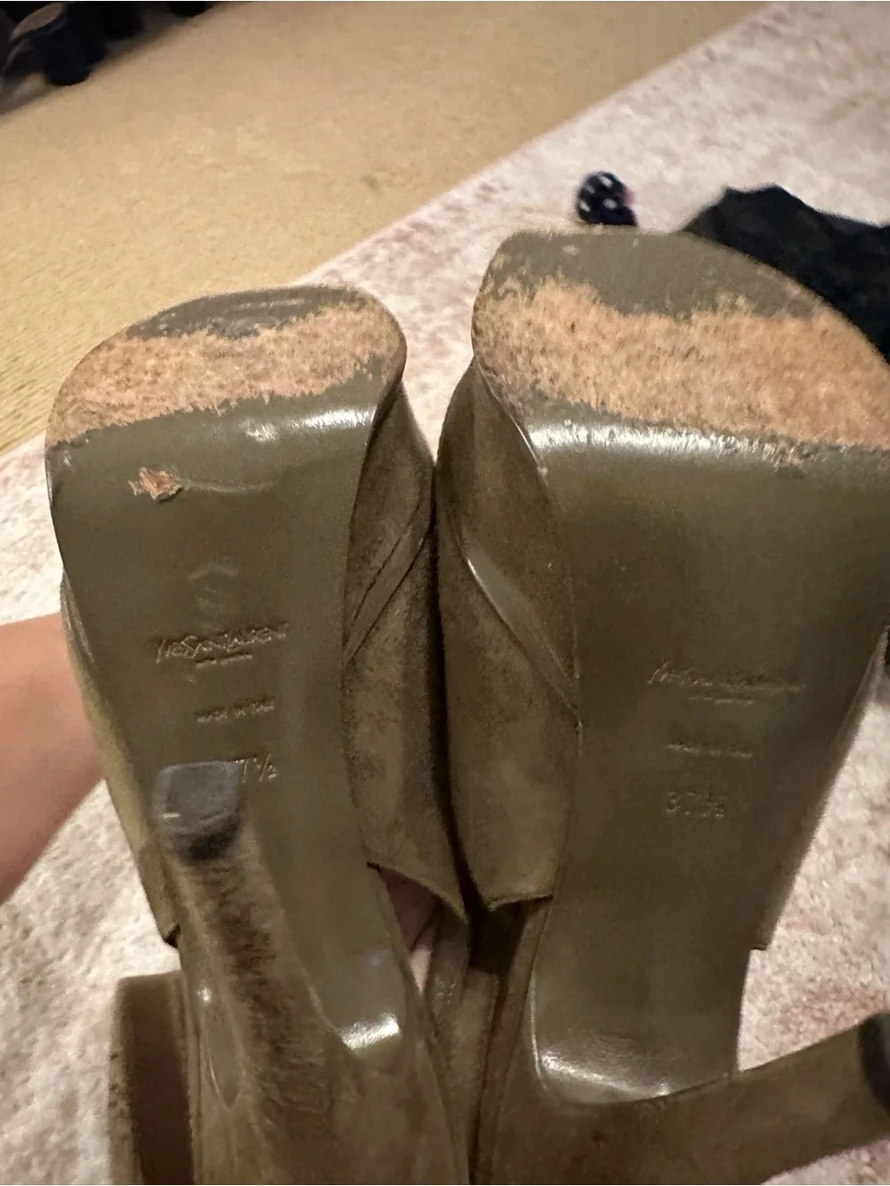Saint Laurent Olive Green Suede Fringe Slingback Heels with Gold Chain - Picture 5 of 5